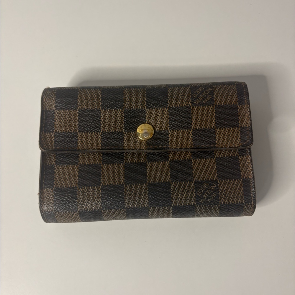 Louis Vuitton Alexandra Damier Ebene Portefeuille Trifold Wallet - Picture 5 of 16